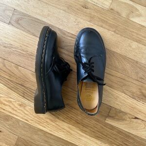 Dr. Marten Smooth Leather Oxford Shoes Women’s